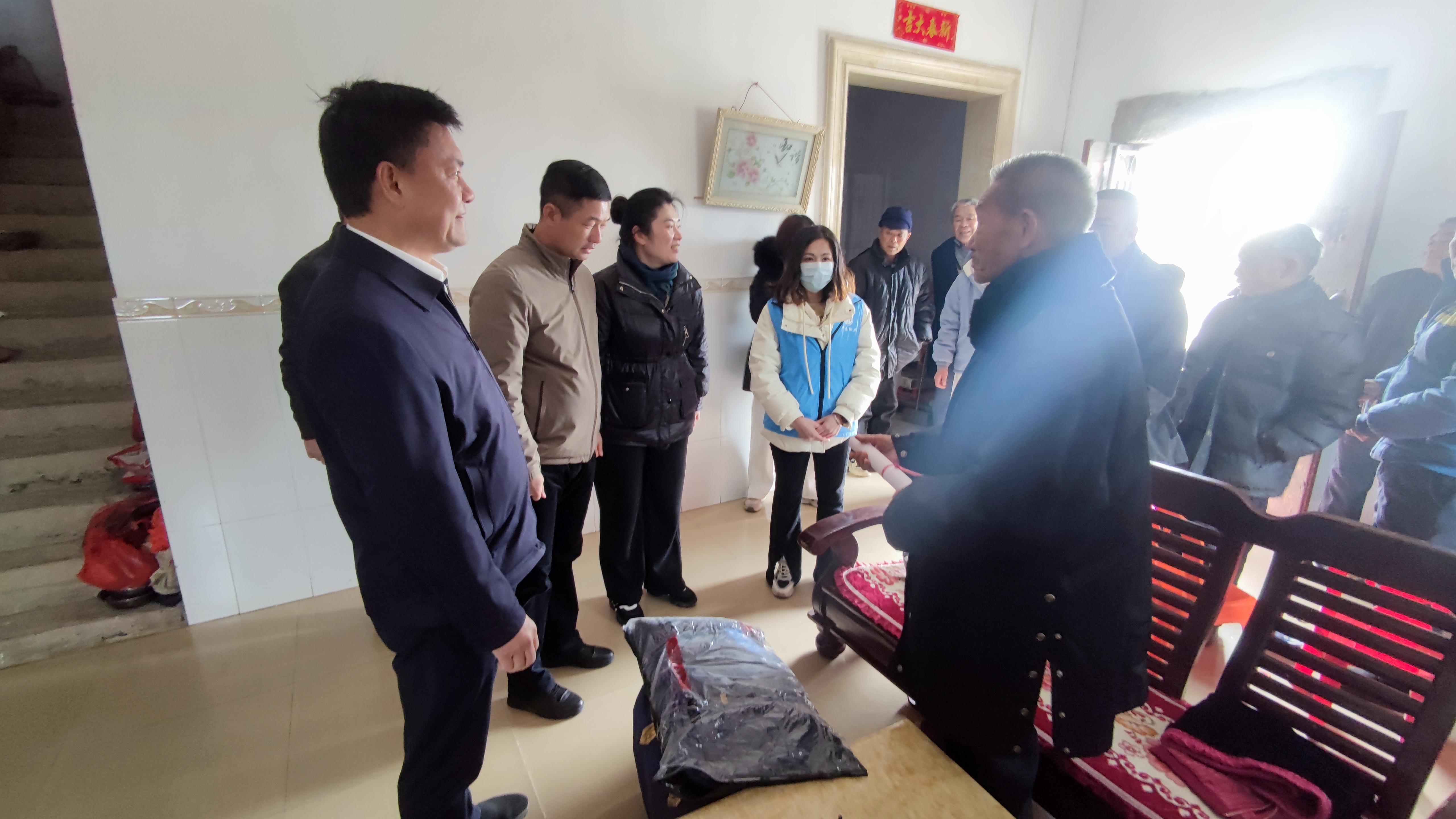 汕尾开放大学与陆丰市潭西镇联合开展聚力百千万墨香